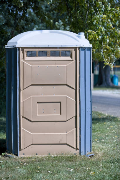 Best Porta potty delivery and setup  in Castlewood, VA